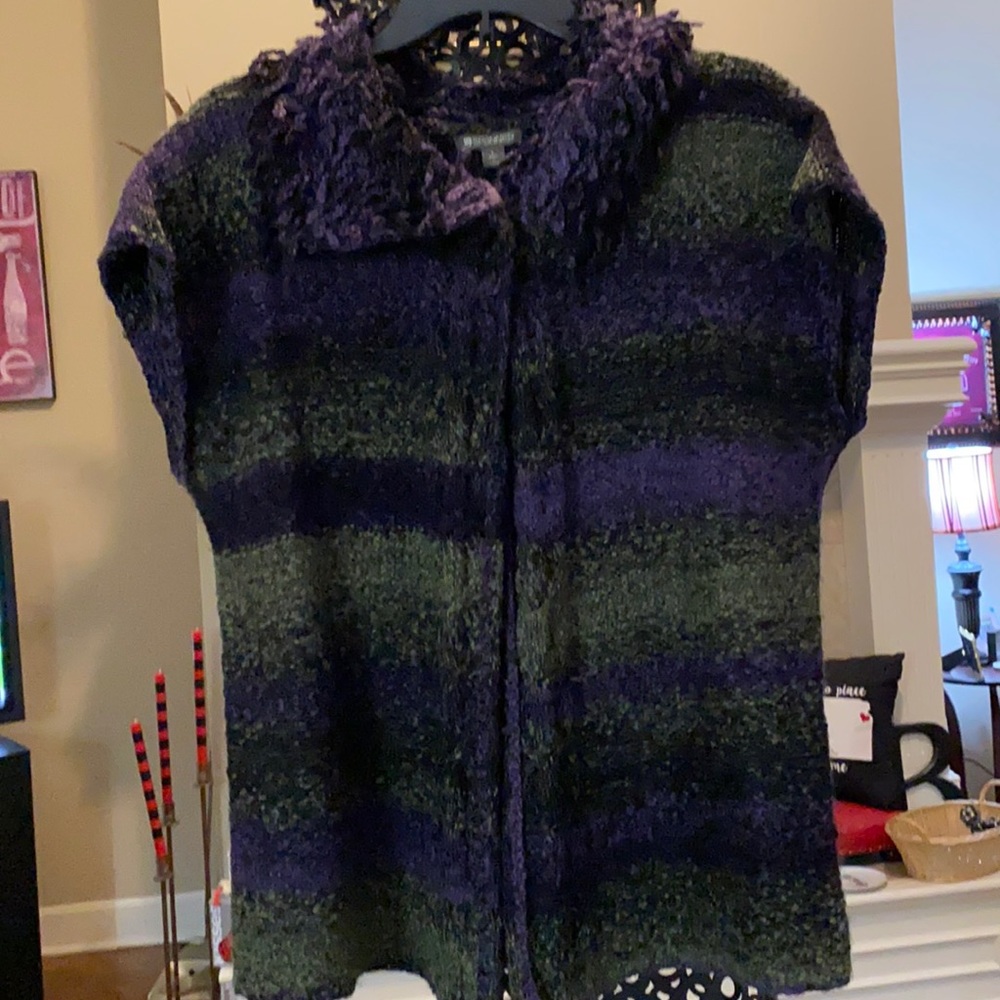 Spanner chunky purple/green cap sleeves one button sweater subtle stripes Large